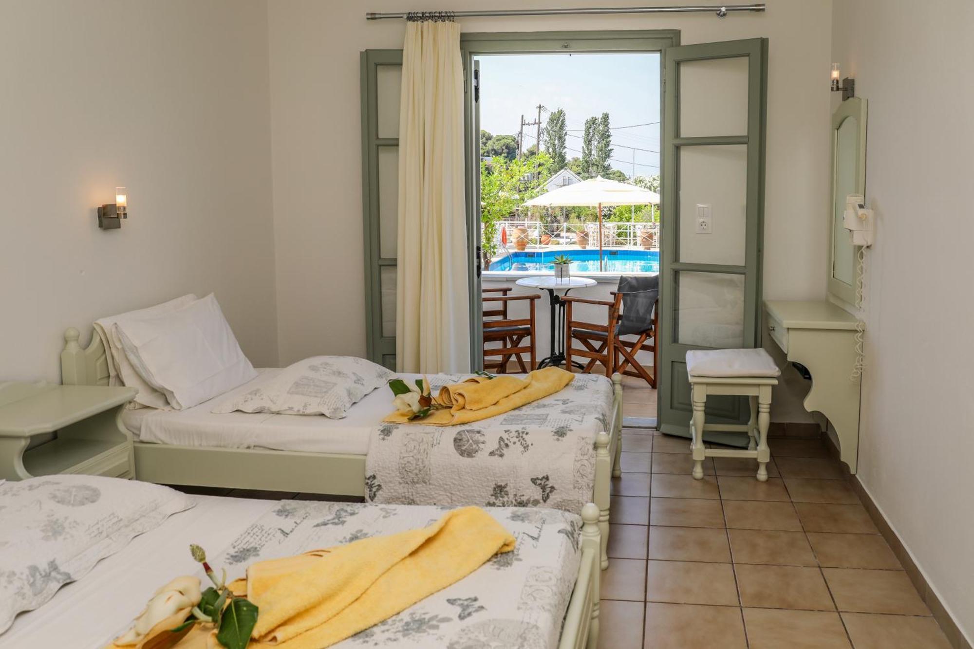 Villa Rosa Трулос Екстериор снимка